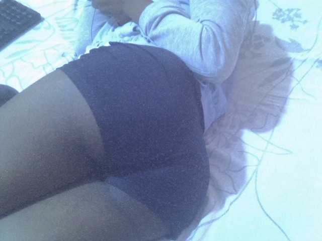 Tashabea live cam on BongaCams