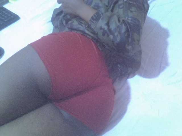 Tashabea live cam on BongaCams