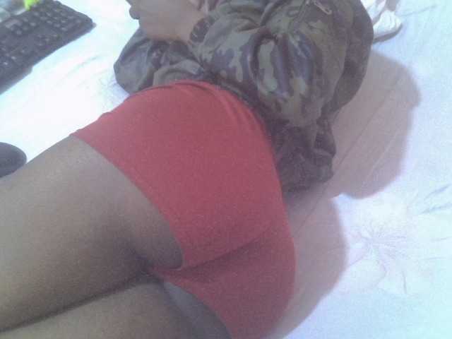 Tashabea live cam on BongaCams
