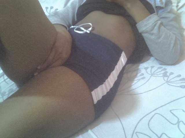 Tashabea live cam on BongaCams