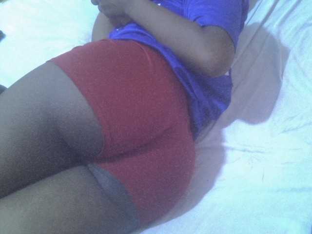 Tashabea live cam on BongaCams
