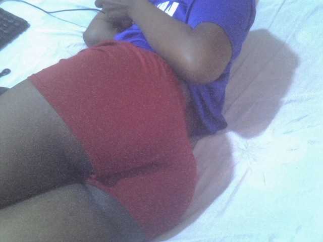 Tashabea live cam on BongaCams