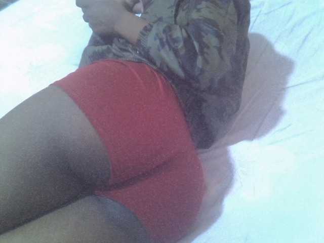 Tashabea live cam on BongaCams
