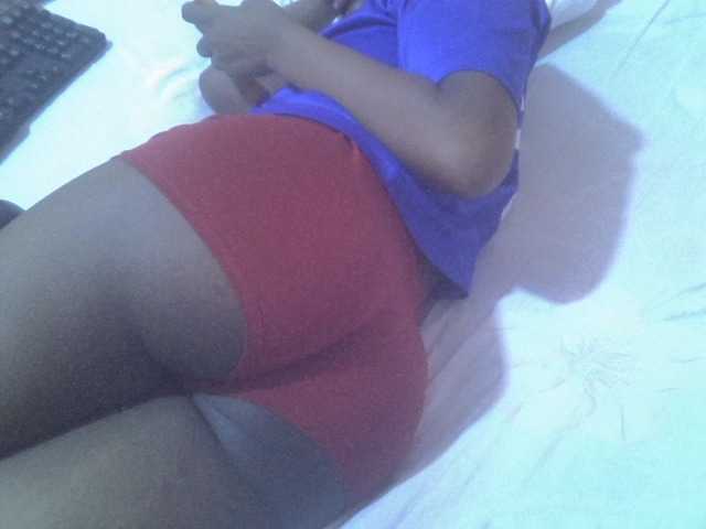 Tashabea live cam on BongaCams