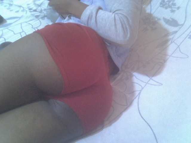 Tashabea live cam on BongaCams
