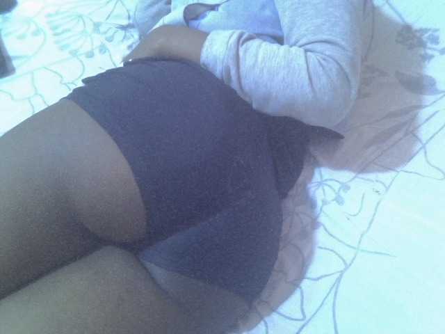 Tashabea live cam on BongaCams