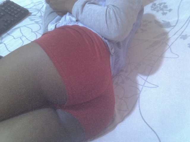 Tashabea live cam on BongaCams