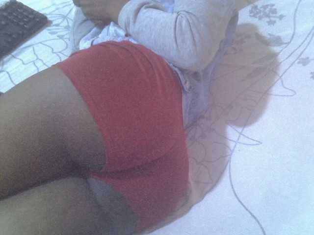 Tashabea live cam on BongaCams