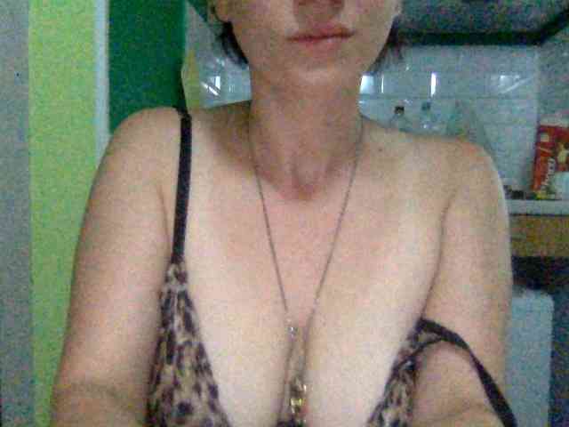 NecroMilfa webcam
