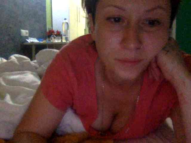 NecroMilfa webcam