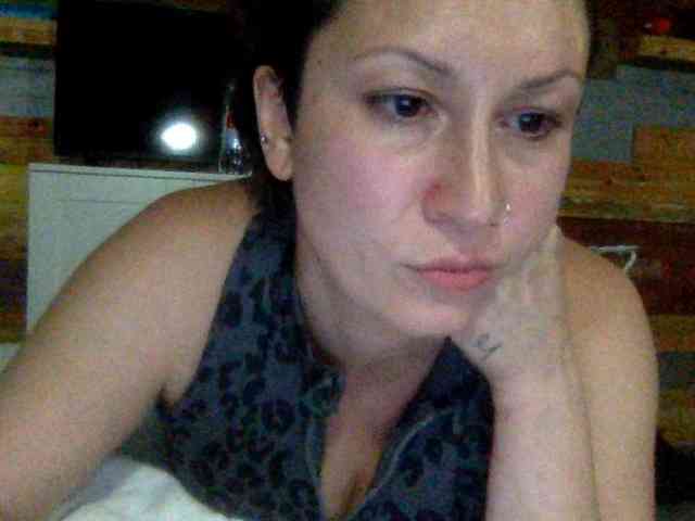 NecroMilfa webcam
