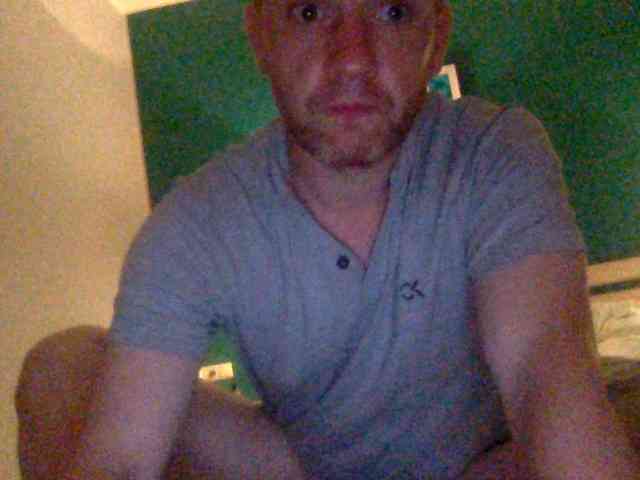 NecroMilfa webcam