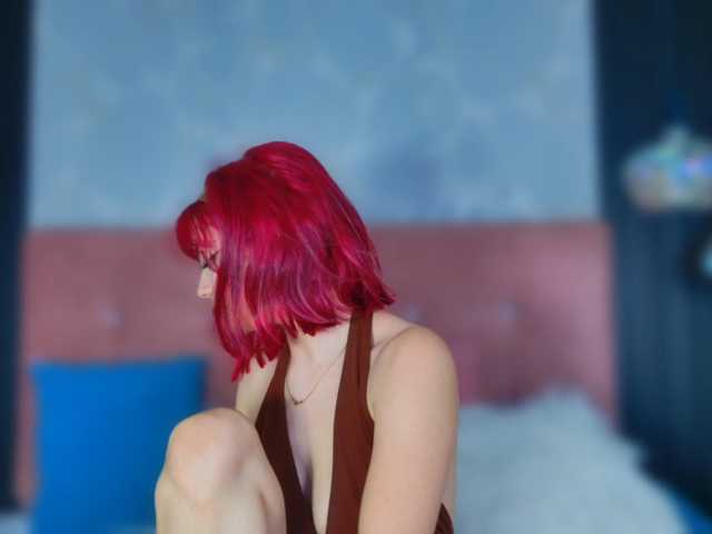 ElizabetthKitty live cam on BongaCams