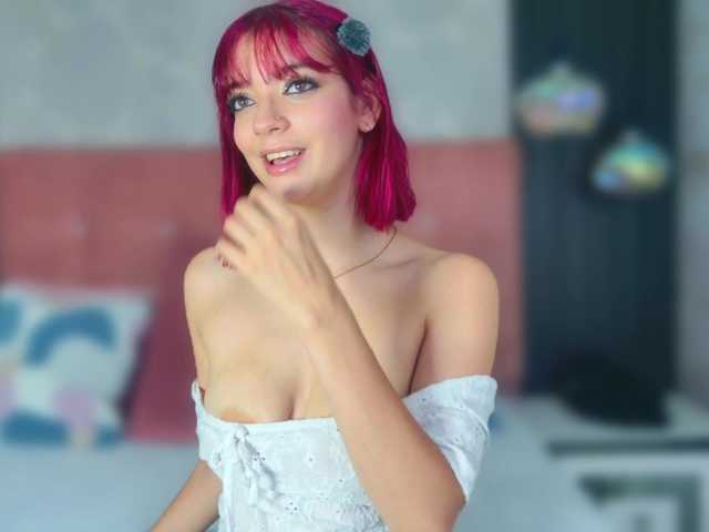 ElizabetthKitty live cam on BongaCams