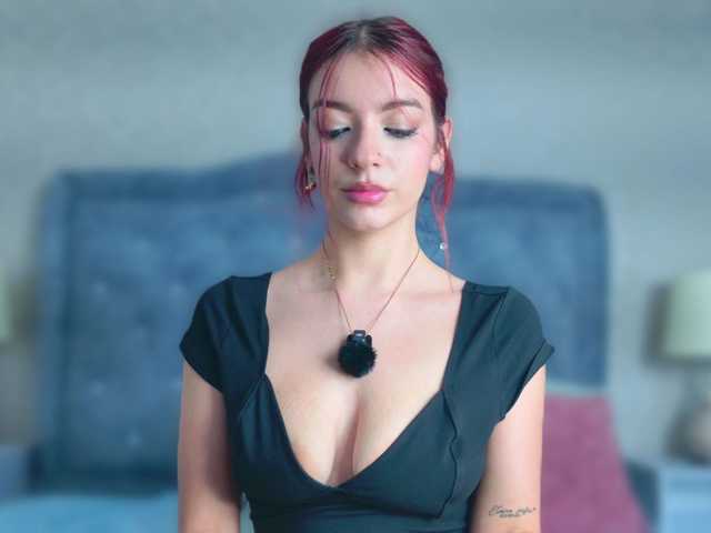 ElizabetthKitty live cam on BongaCams