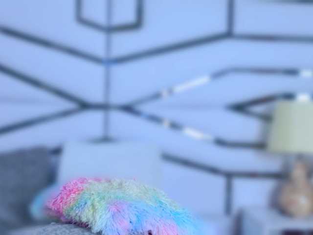 ElizabetthKitty live cam on BongaCams