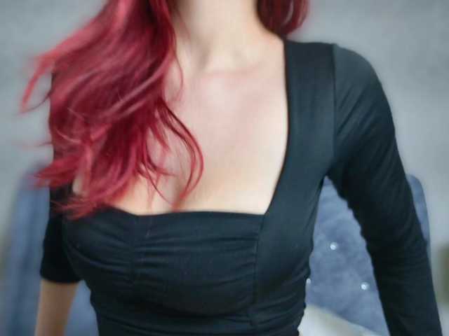 ElizabetthKitty live cam on BongaCams