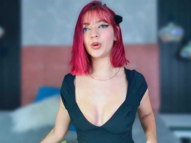 ElizabetthKitty live cam on BongaCams