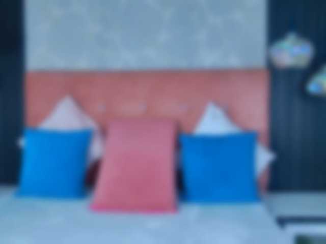 ElizabetthKitty live cam on BongaCams
