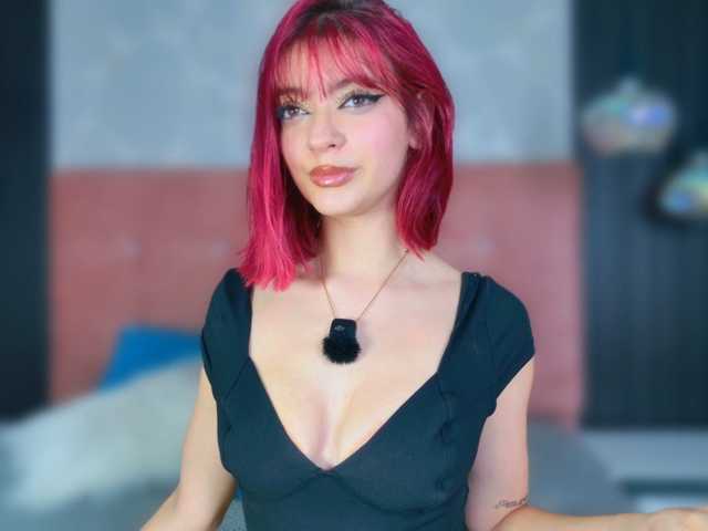 ElizabetthKitty live cam on BongaCams