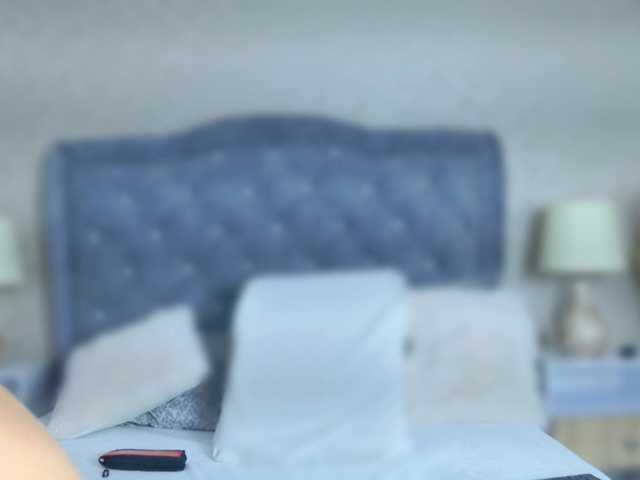 ElizabetthKitty live cam on BongaCams