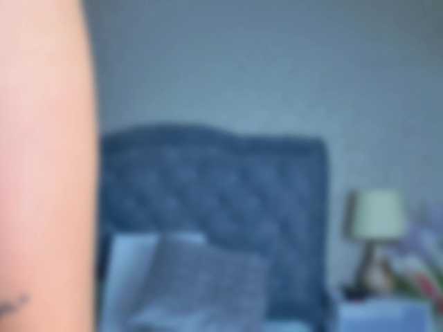 ElizabetthKitty live cam on BongaCams