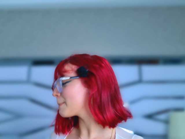 ElizabetthKitty live cam on BongaCams