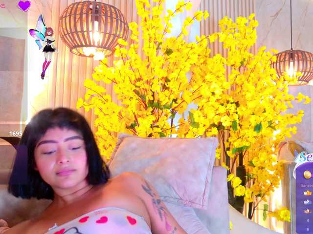 KimVelez live cam on BongaCams