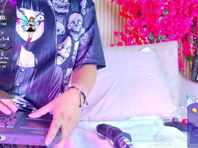KimVelez live cam on BongaCams