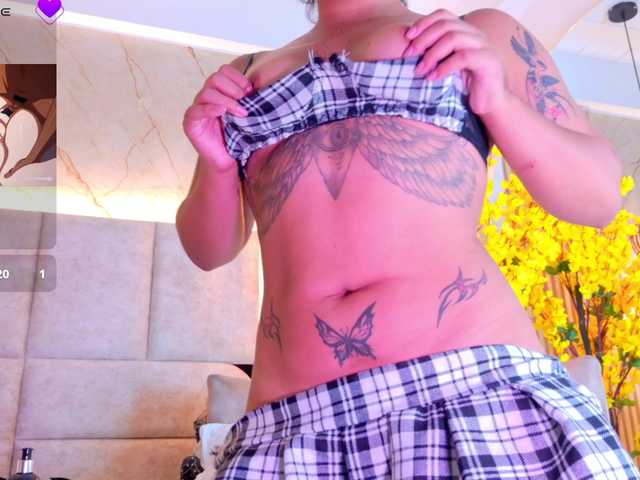 KimVelez live cam on BongaCams