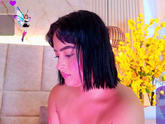 KimVelez live cam on BongaCams