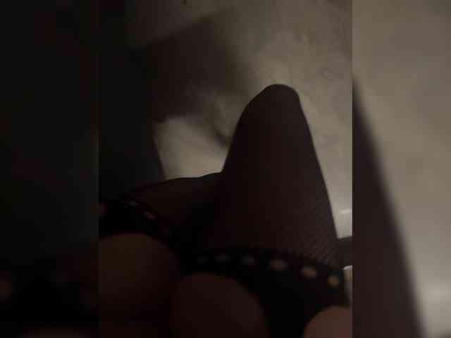 Kisalove69 webcam