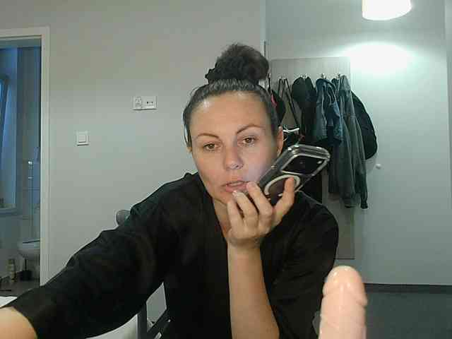 JanetJay webcam