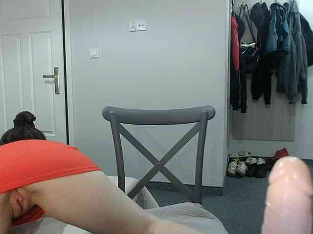 JanetJay webcam
