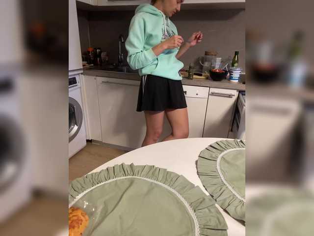 YuGoVi live webcam show