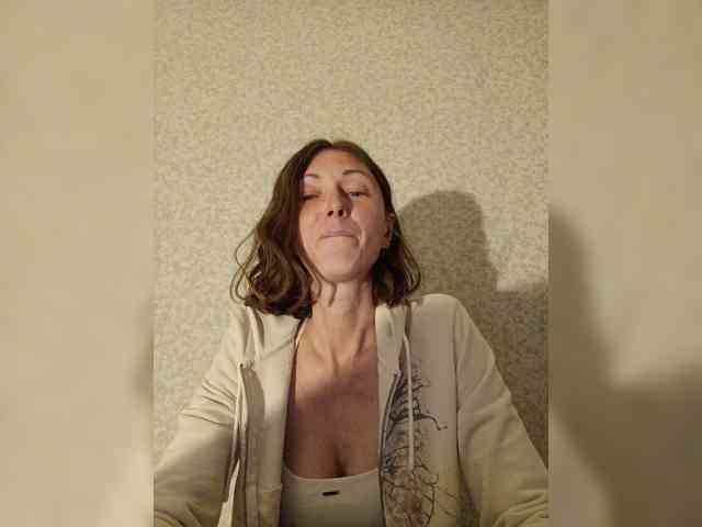 Lisann Live Webcam on BongaCams