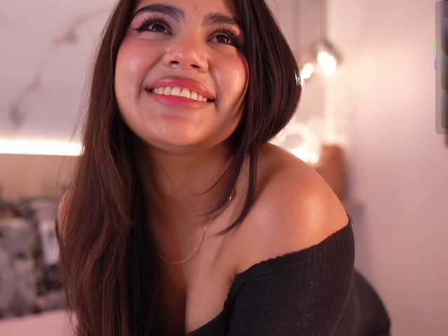 IvyEllis live cam on BongaCams