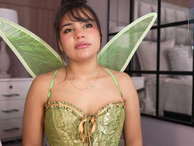 IvyEllis live cam on BongaCams