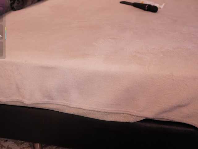 IvyEllis live cam on BongaCams