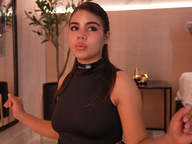 IvyEllis live webcam show