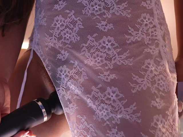 IvyEllis live cam on UnifiedCams