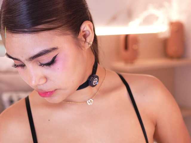 IvyEllis live cam on BongaCams