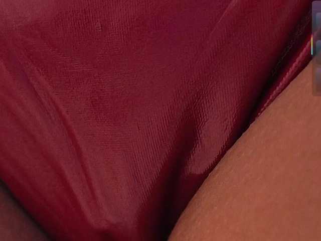 IvyEllis live cam on BongaCams