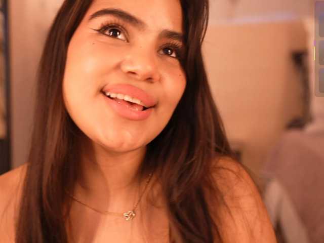 IvyEllis live cam preview