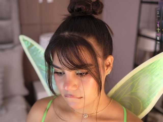 IvyEllis live cam on BongaCams