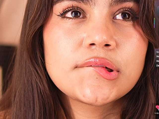 IvyEllis live cam on BongaCams