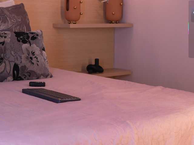 IvyEllis live cam on BongaCams