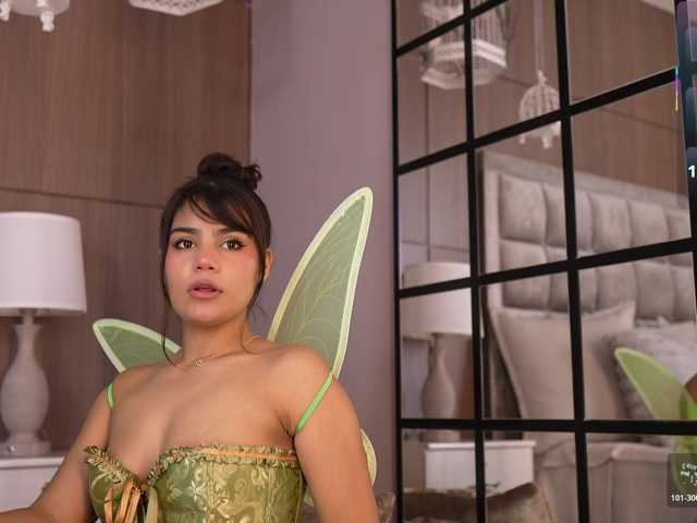 IvyEllis live cam on BongaCams