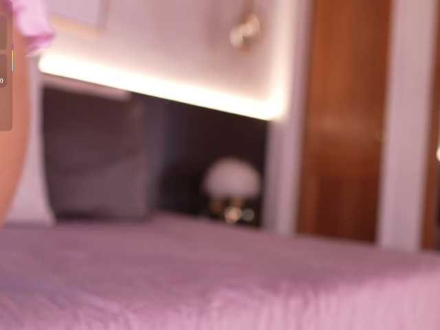 IvyEllis's BongaCams show and profile