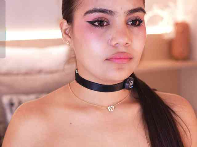 IvyEllis webcam